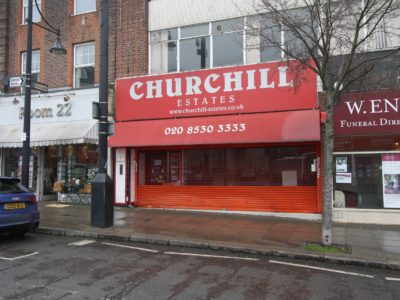 Prime shop to let/for rent in South Woodford E18